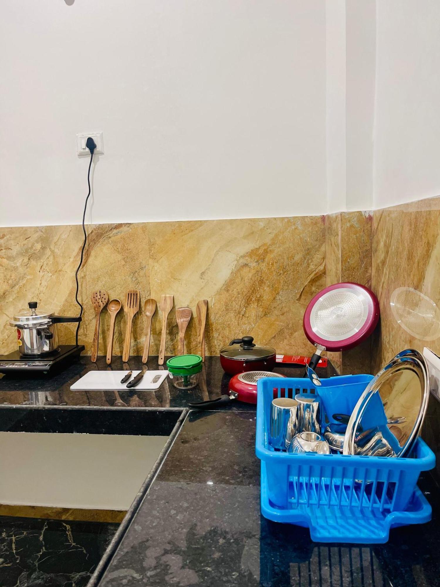 Amrita Residency Villa Varanasi Eksteriør billede